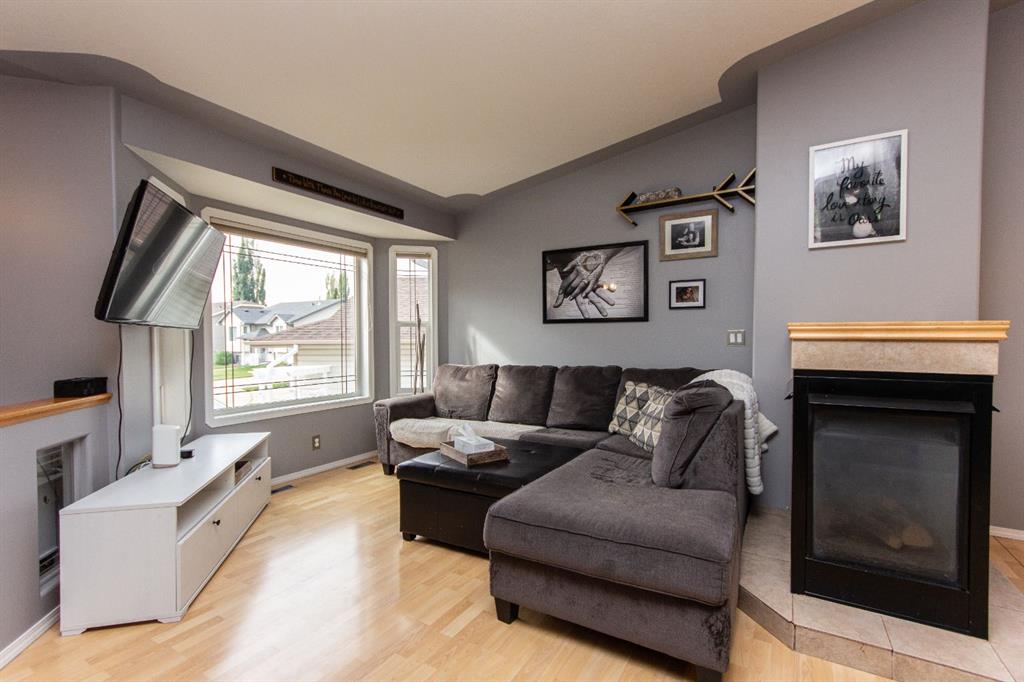 Picture for 127 Dolan Close 