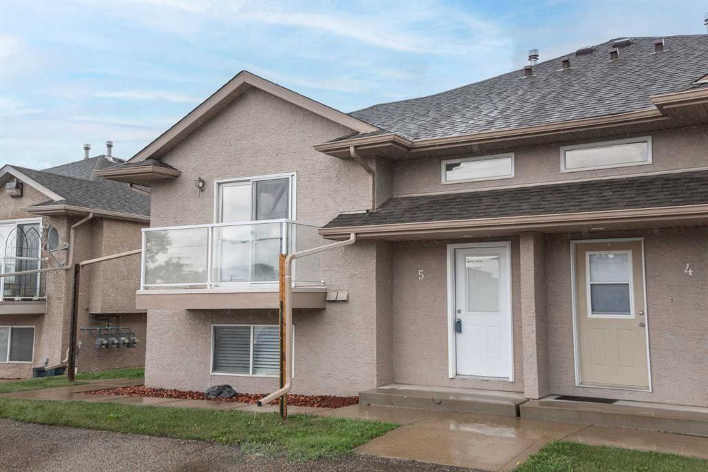 Picture for 5, 4626 44 Street 