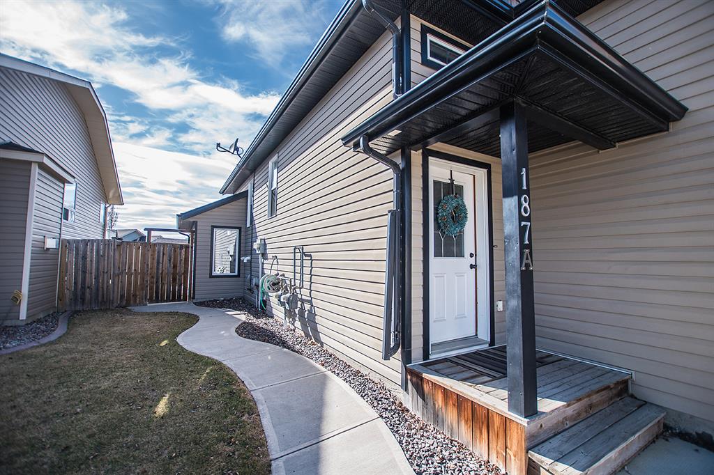 Picture for 187 Isherwood Close 