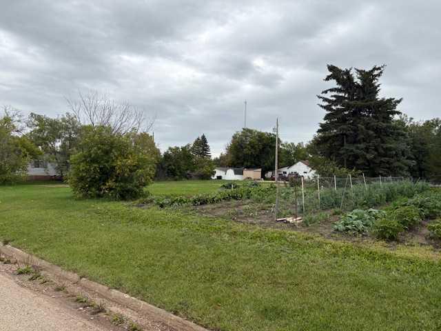 Picture for 4911 52 Street 
