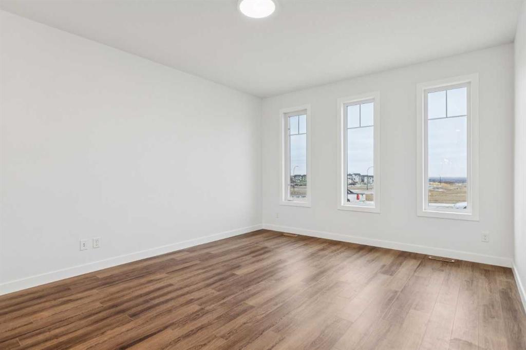 Picture for 15477 45 Street SW