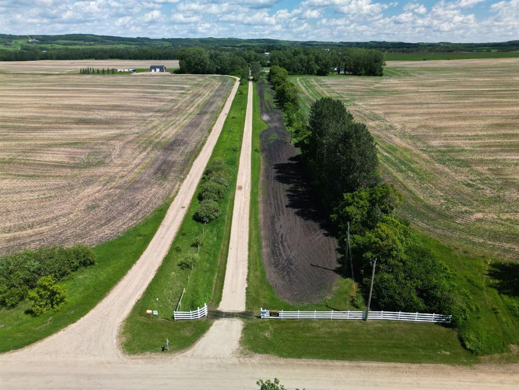 Picture for 37301 range road 264  