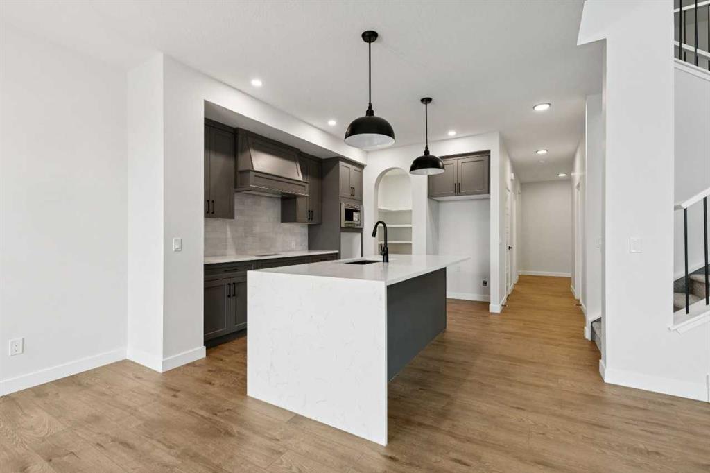 Picture for 210 Sora Way SE