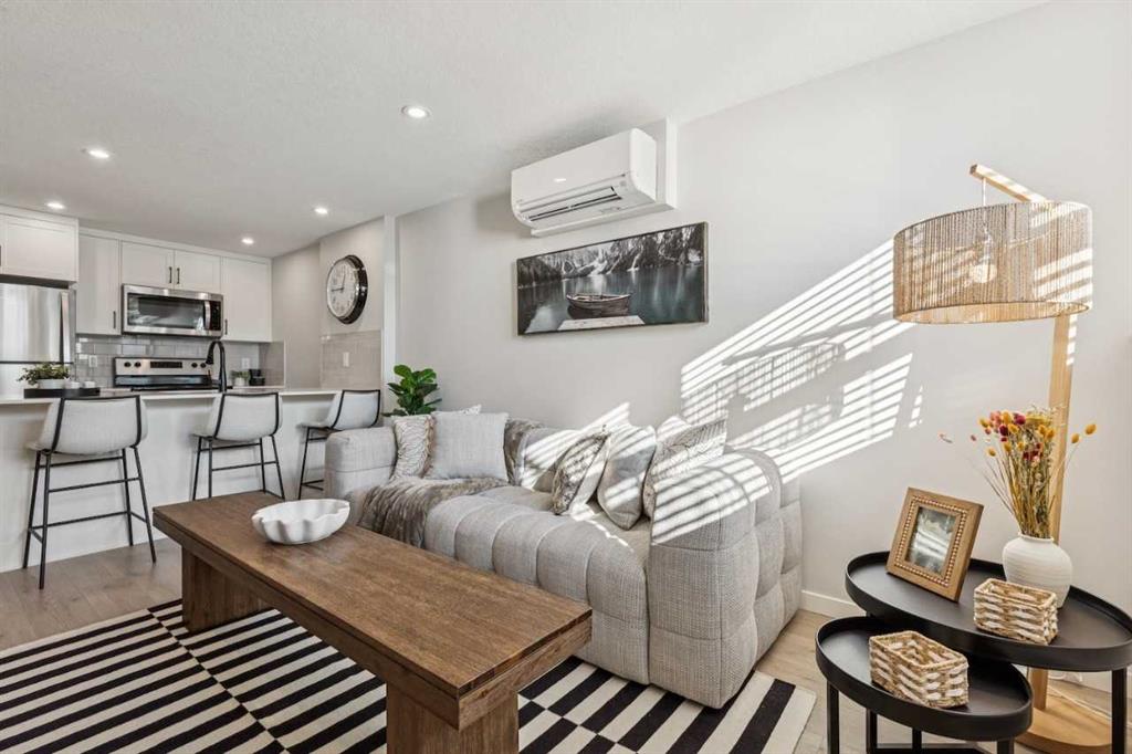 Picture for 1112, 135 Mahogany Parade SE