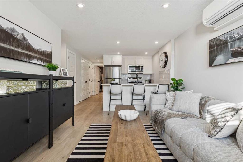 Picture for 1112, 135 Mahogany Parade SE