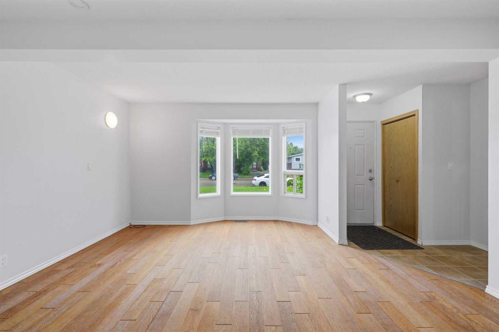 Picture for 196 Northey Avenue 