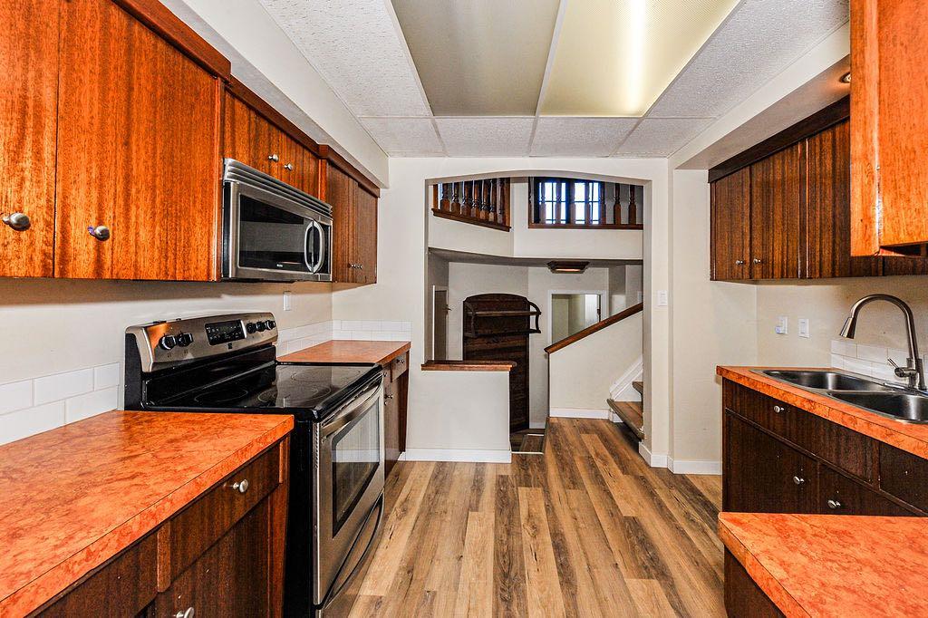 Picture for 5226 42 Street 