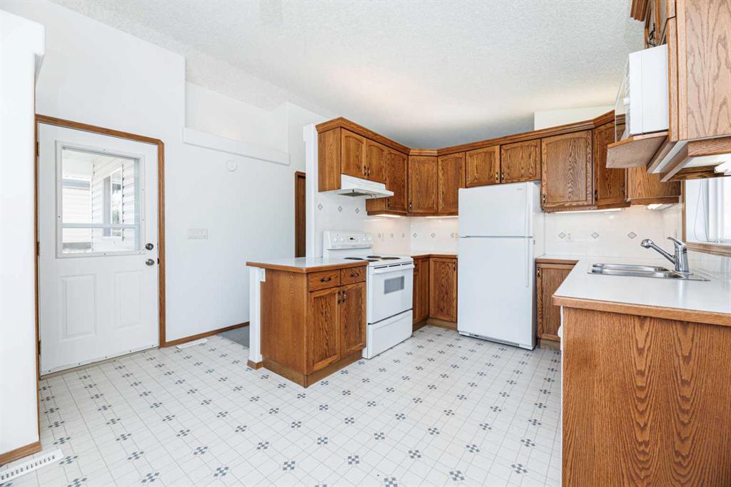 Picture for 13 Duval Crescent 