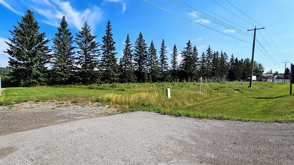 Picture for 716 Main Avenue W