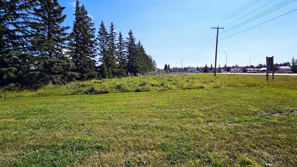 Picture for 716 Main Avenue W