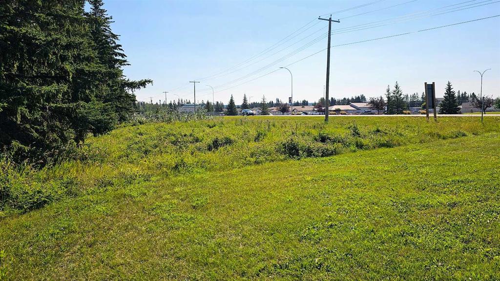 Picture for 716 Main Avenue W