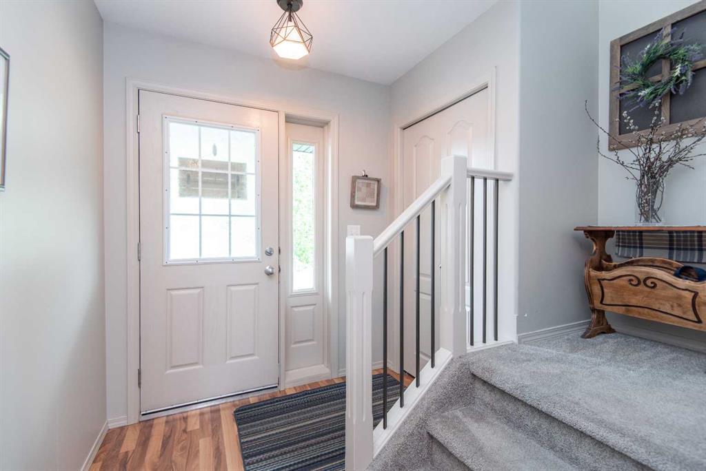 Picture for 232 Ibbottson Close 