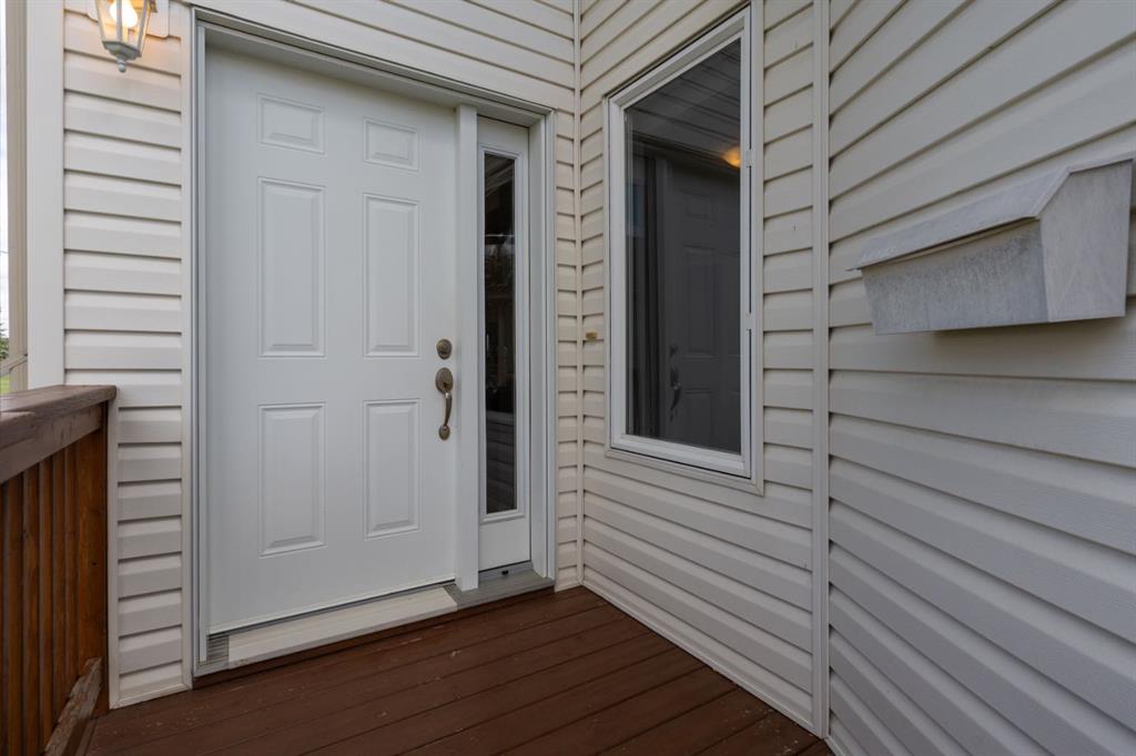 Picture for 4539 69 Street 