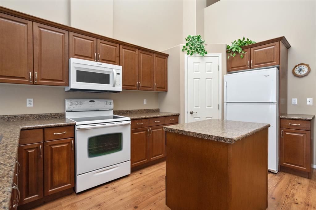 Picture for 4539 69 Street 