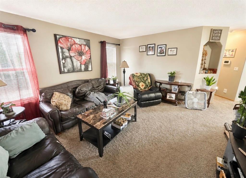 Picture for 660 Red Oak Close 