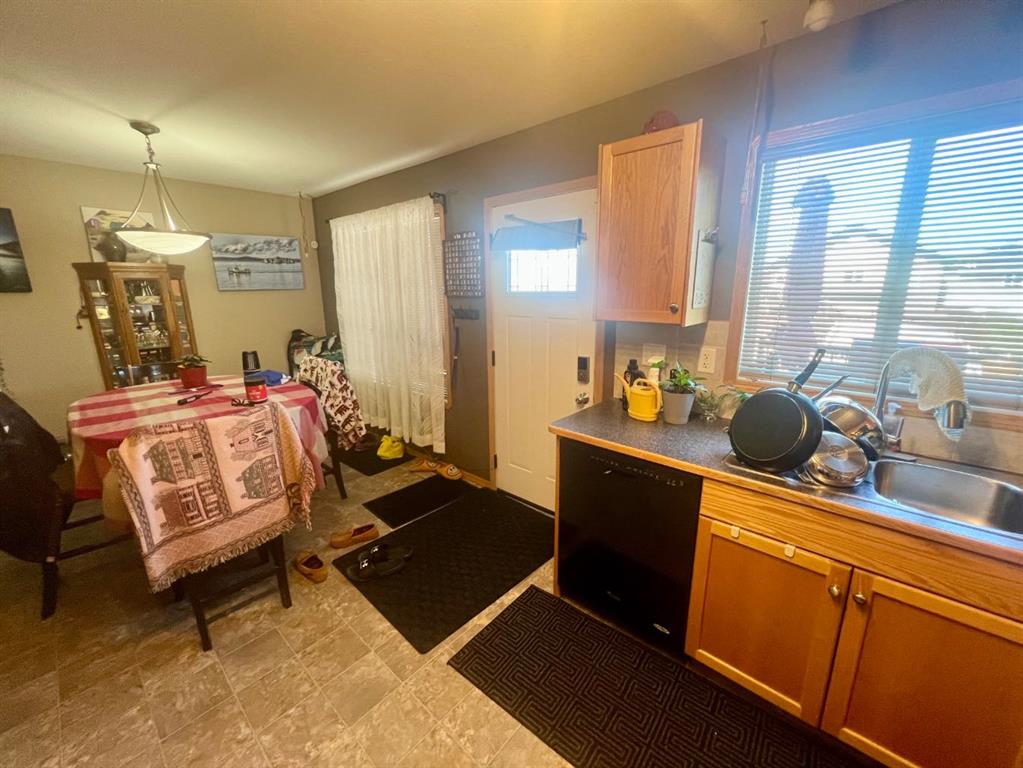 Picture for 660 Red Oak Close 