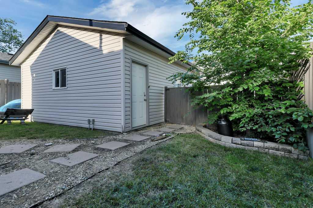 Picture for 23 Jacobs Close 