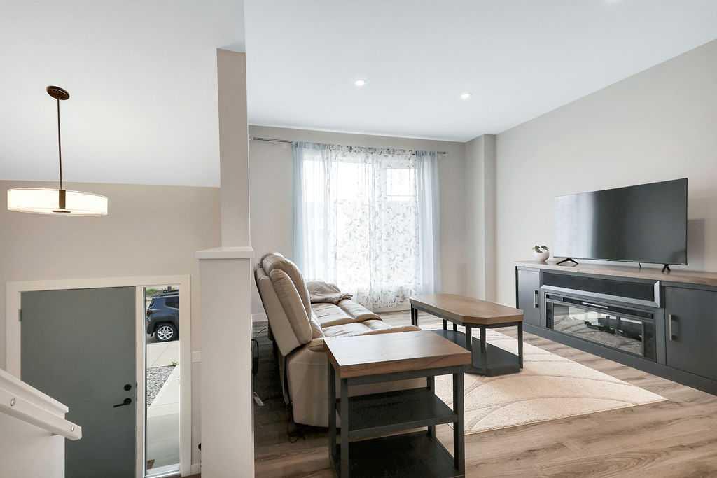 Picture for 30 Evergreen Way 