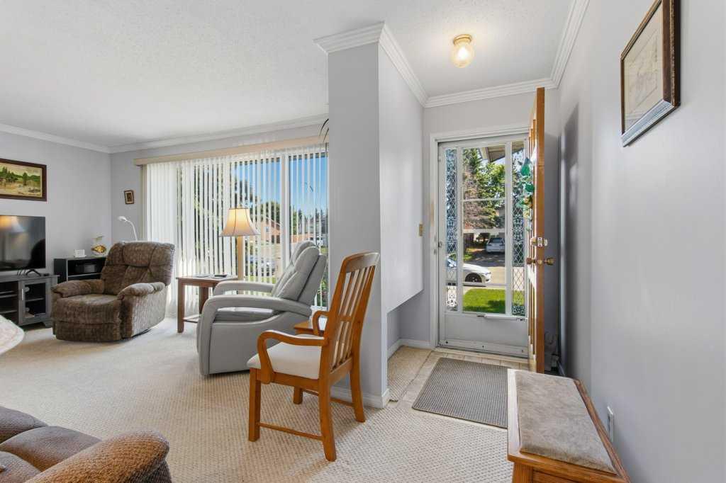 Picture for 80 Oliver Street 