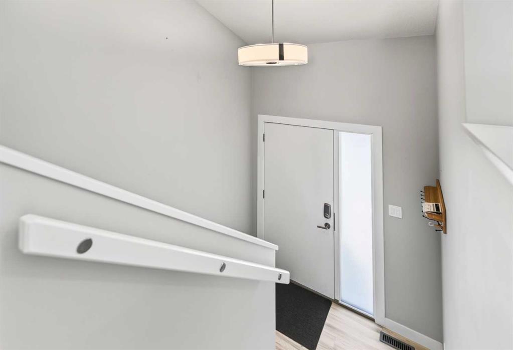 Picture for 36 Evergreen Way 