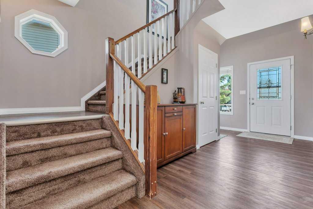 Picture for 19 Lougheed Close 