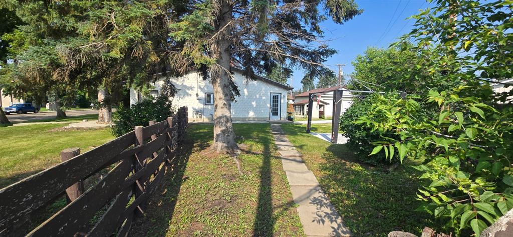 Picture for 4902 52 Street 