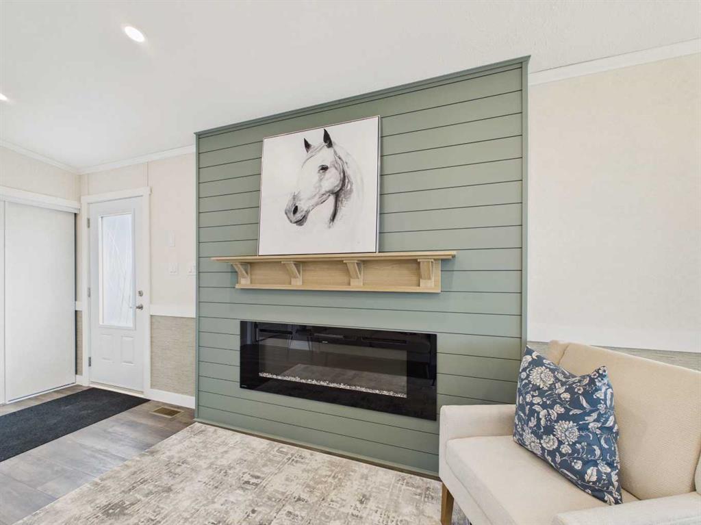 Picture for 191, 41019 Range Road 11  