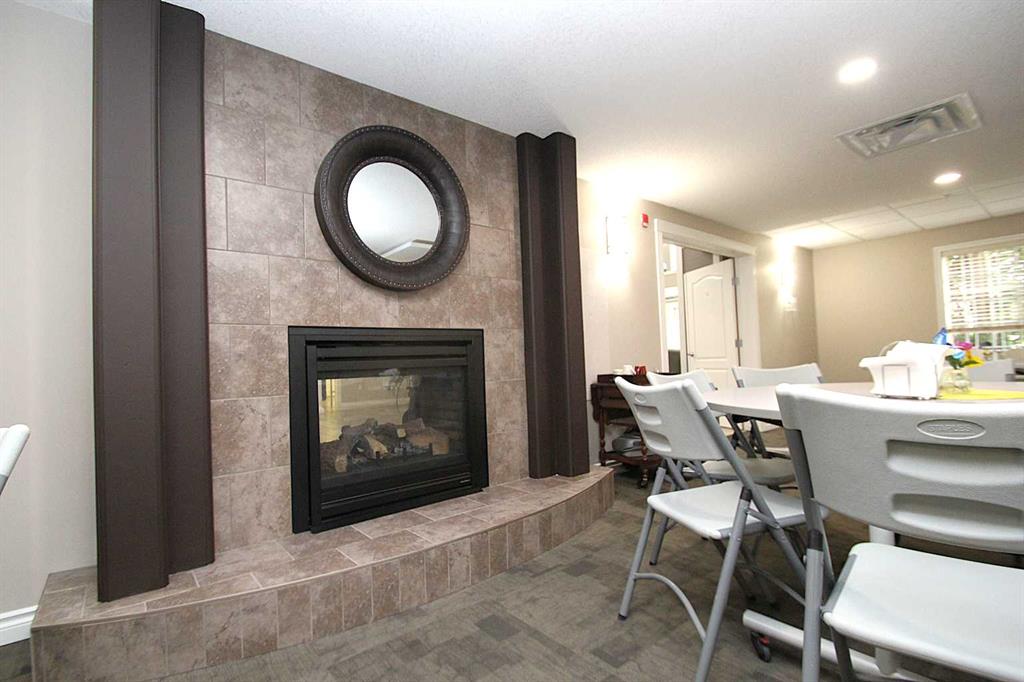 Picture for 114, 6 Michener Boulevard 
