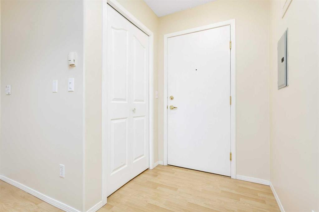 Picture for 134, 56 Carroll Crescent 