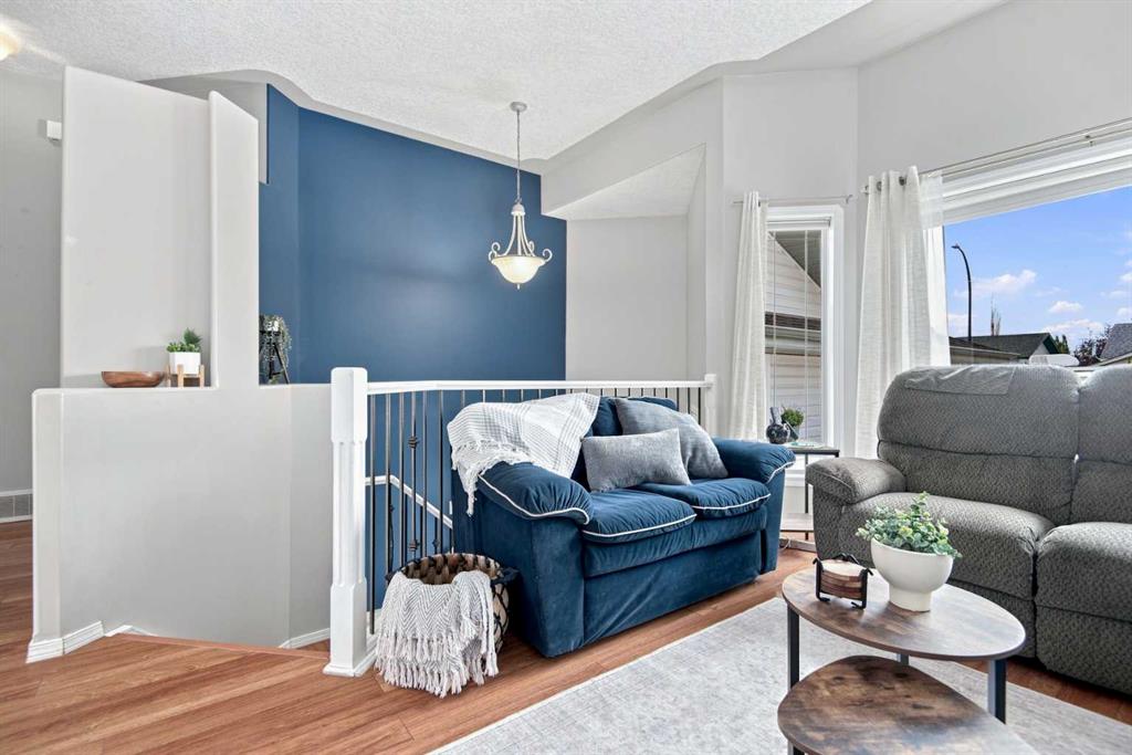 Picture for 98 Duval Crescent 