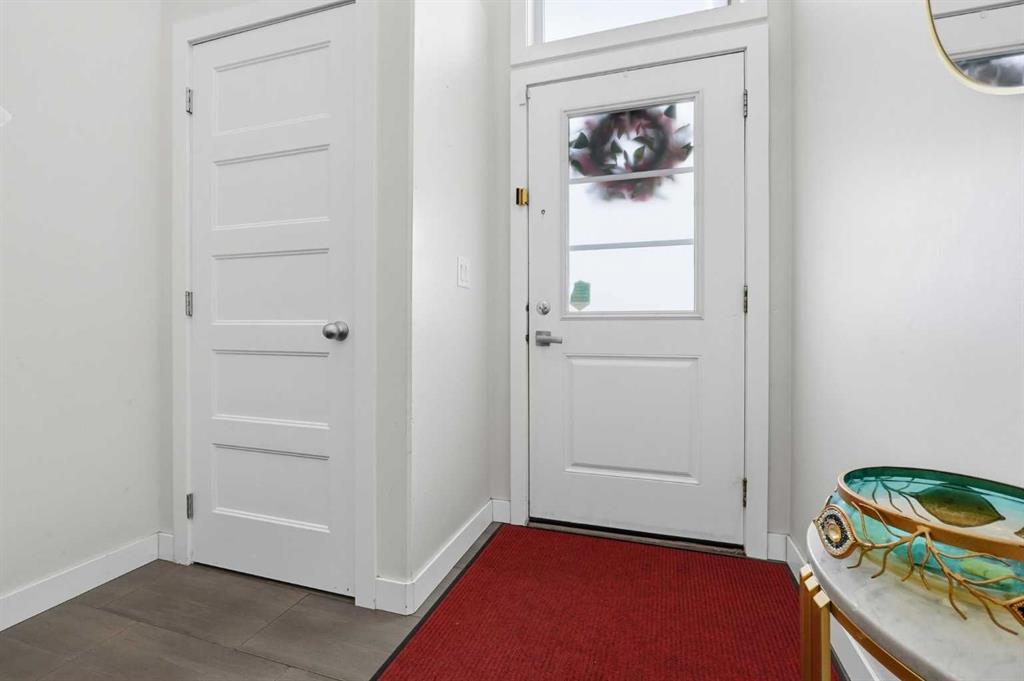 Picture for 154 Livingston Close 