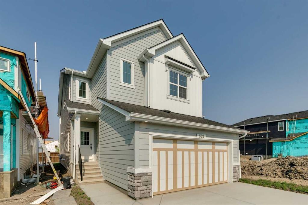Picture for 532 Buffaloberry Manor SE