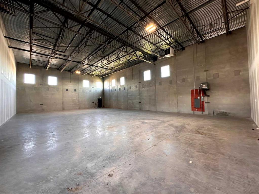 Picture for 113, 4412 9 Street SE