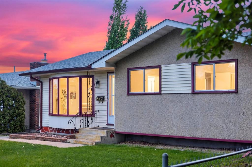 Picture for 847 Raynard Crescent SE