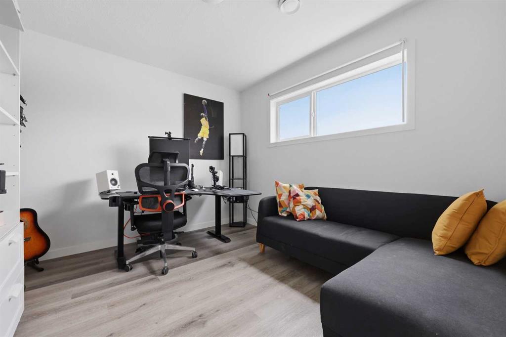 Picture for 56 Evanscrest Manor NW