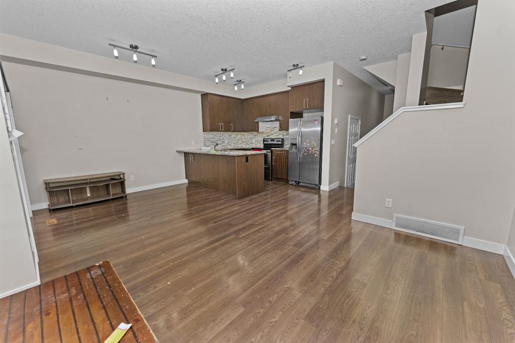 Picture for 6101, 333 Taralake Way NE
