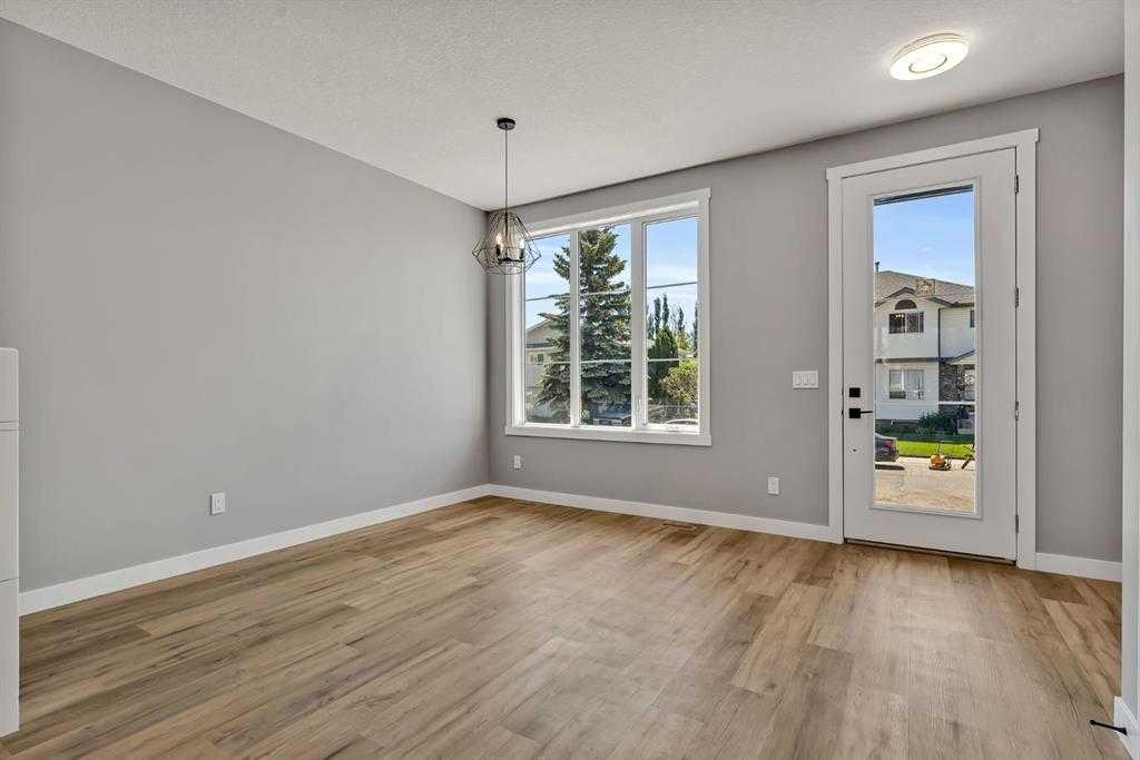 Picture for 28A Green Meadow Crescent 