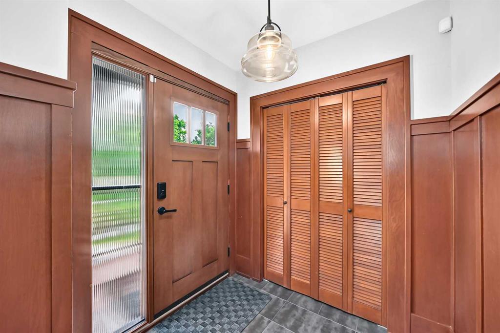Picture for 226 Superior Avenue SW