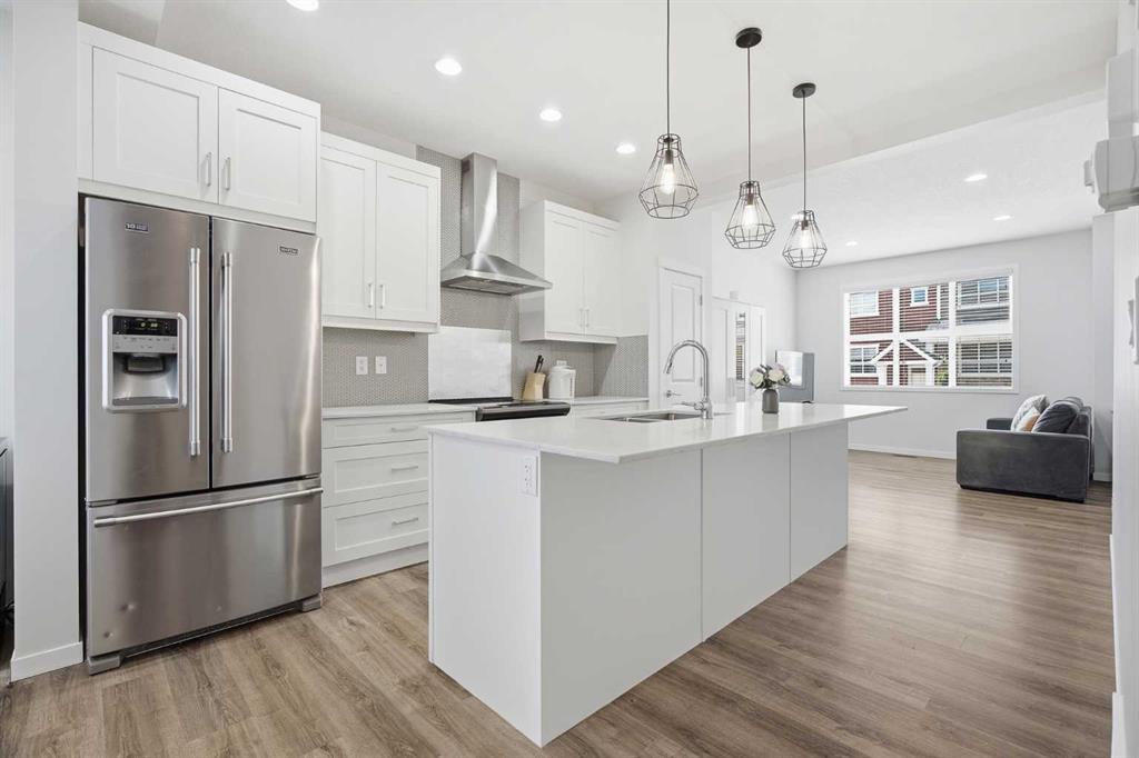 Picture for 611, 355 Nolancrest Heights NW