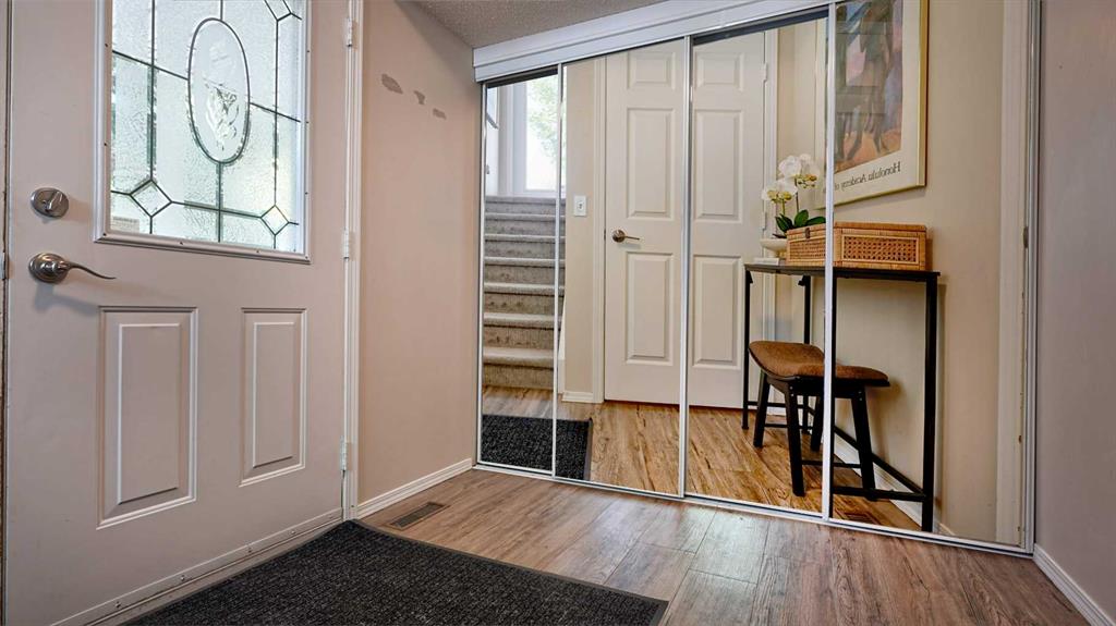 Picture for 192 Inglewood Cove SE