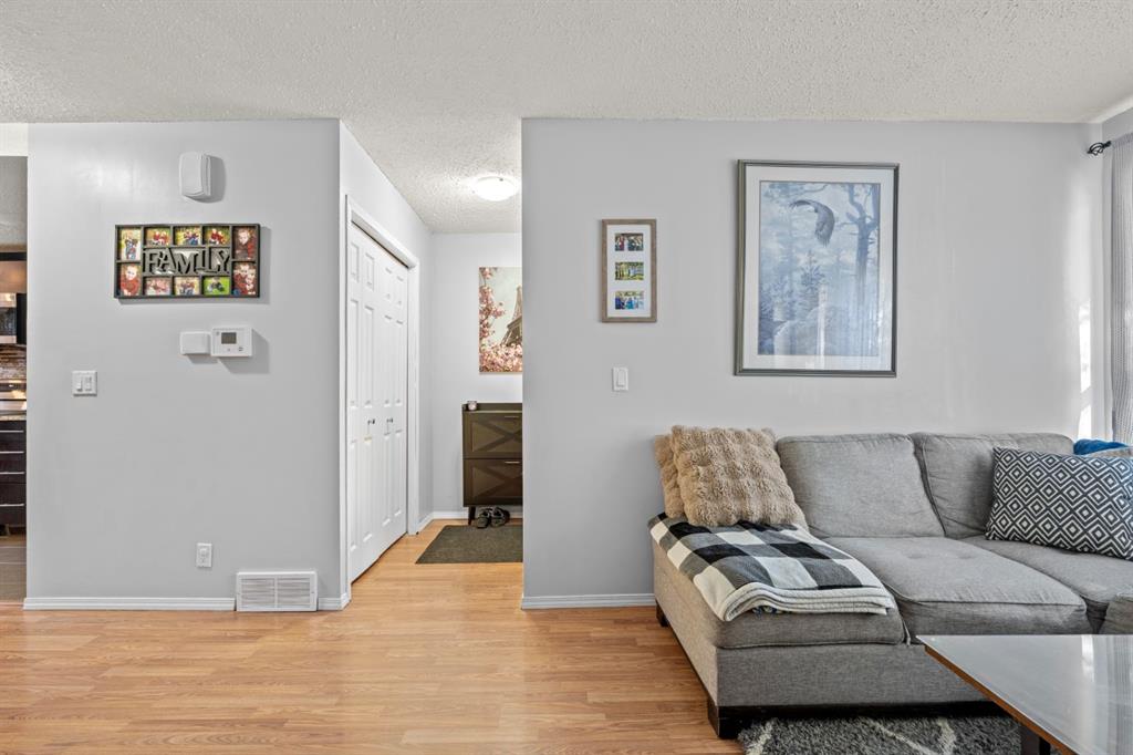 Picture for 27 Templemont Drive NE