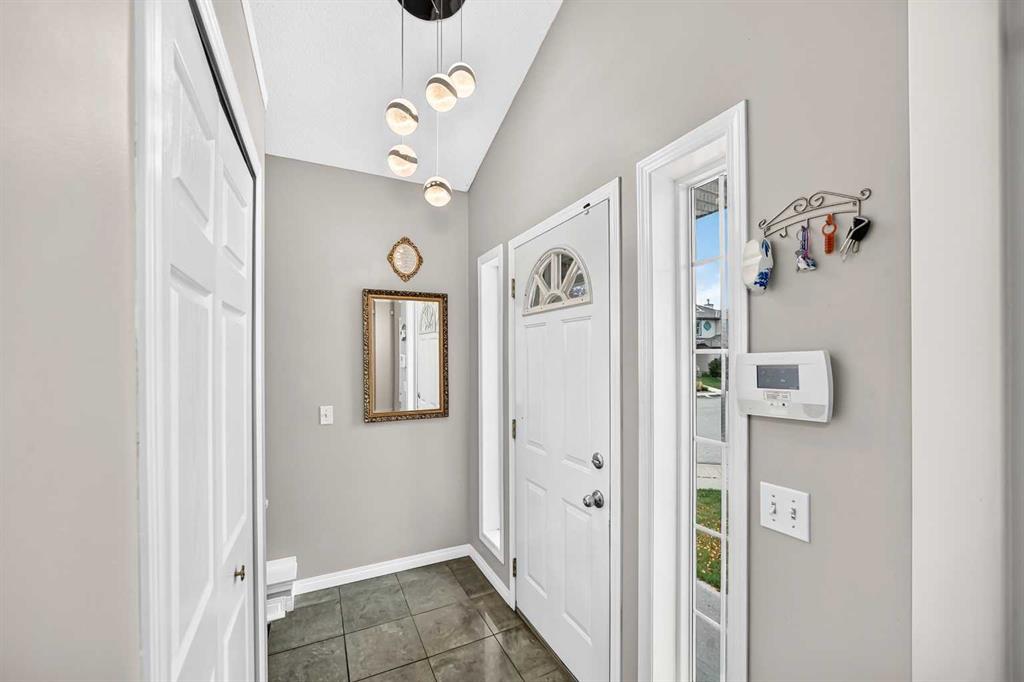Picture for 267 Covewood Close NE