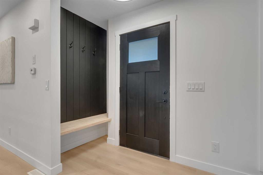 Picture for 104 Oakmoor Place SW