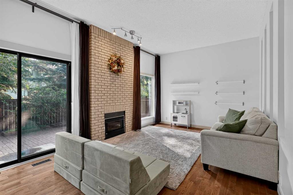 Picture for 571 Point Mckay Grove NW