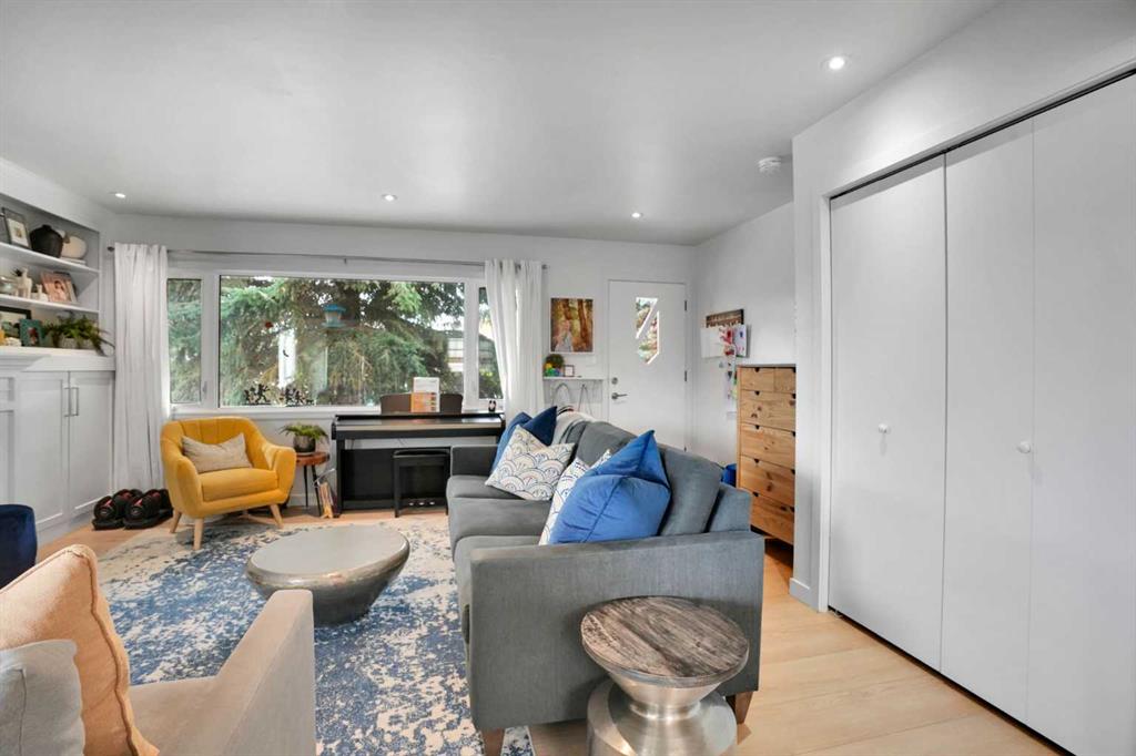 Picture for 413 3 Street 