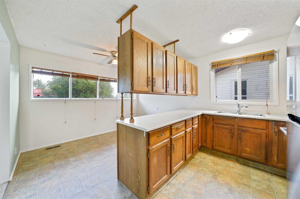 Picture for 2164 Summerfield Boulevard SE