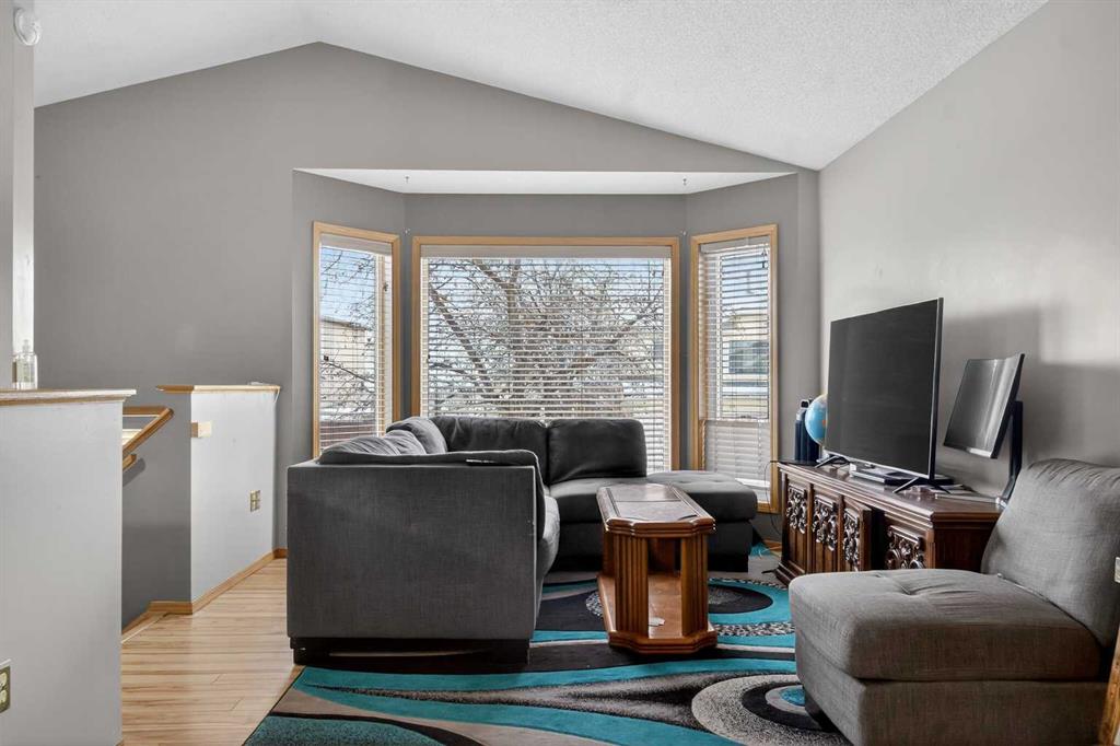 Picture for 40 Erin Circle SE