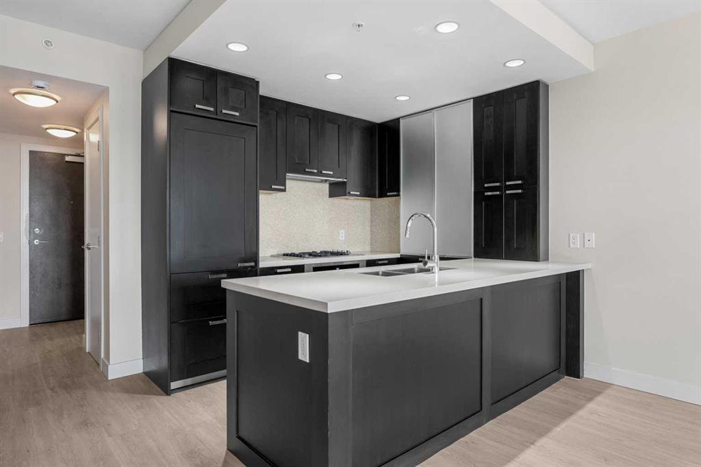 Picture for 1712, 222 Riverfront Avenue SW