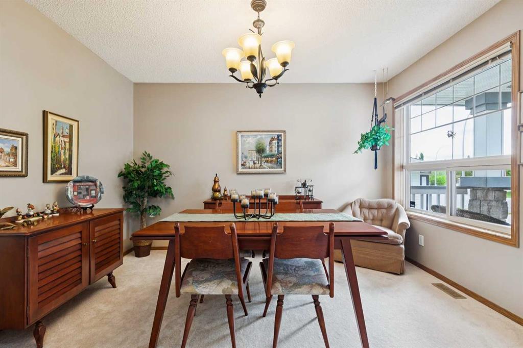 Picture for 859 Somerset Drive SW
