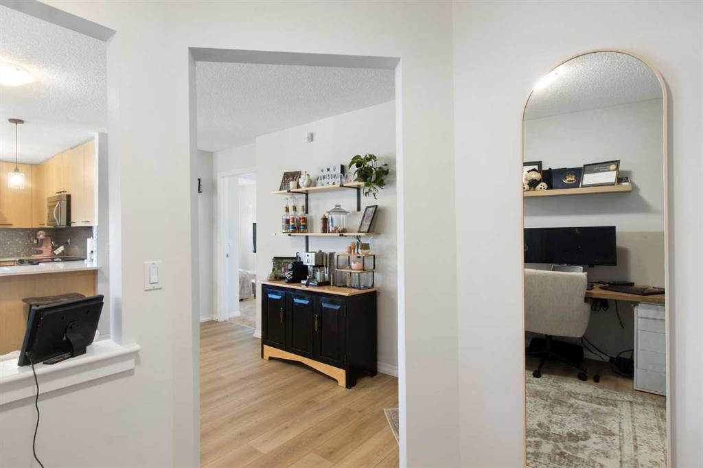 Picture for 140, 22 Richard Place SW